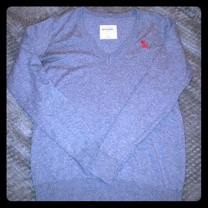 Abercrombie sweater XL (runs small)
